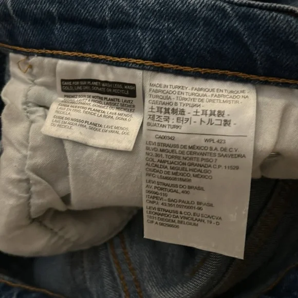 Levi's Premium Ribcage Straight Ankle Women’s Jeans, Size 27 - Picture 7 of 9